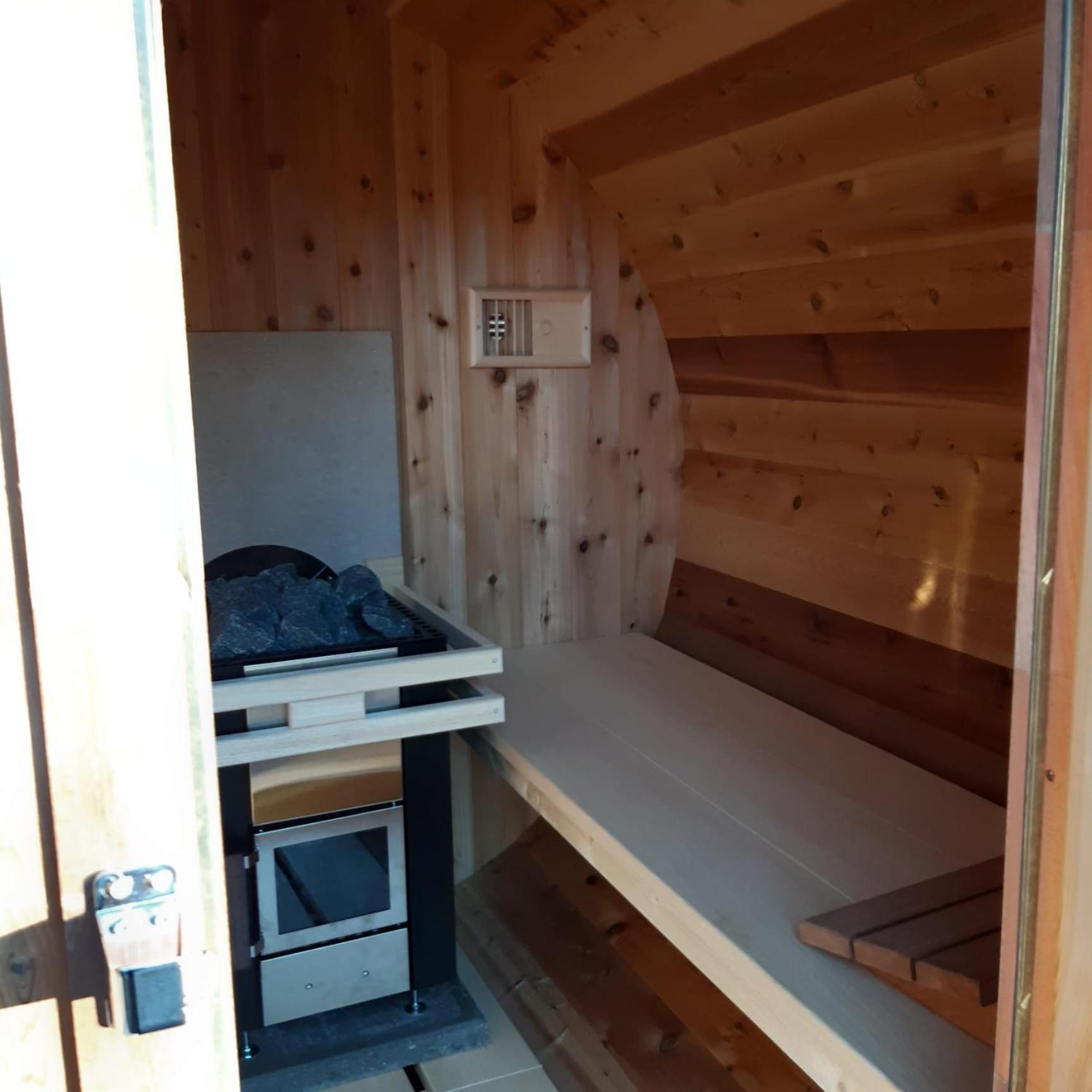 אומן Vakantiehuis Met Hottub En Barrelsauna חדר תמונה